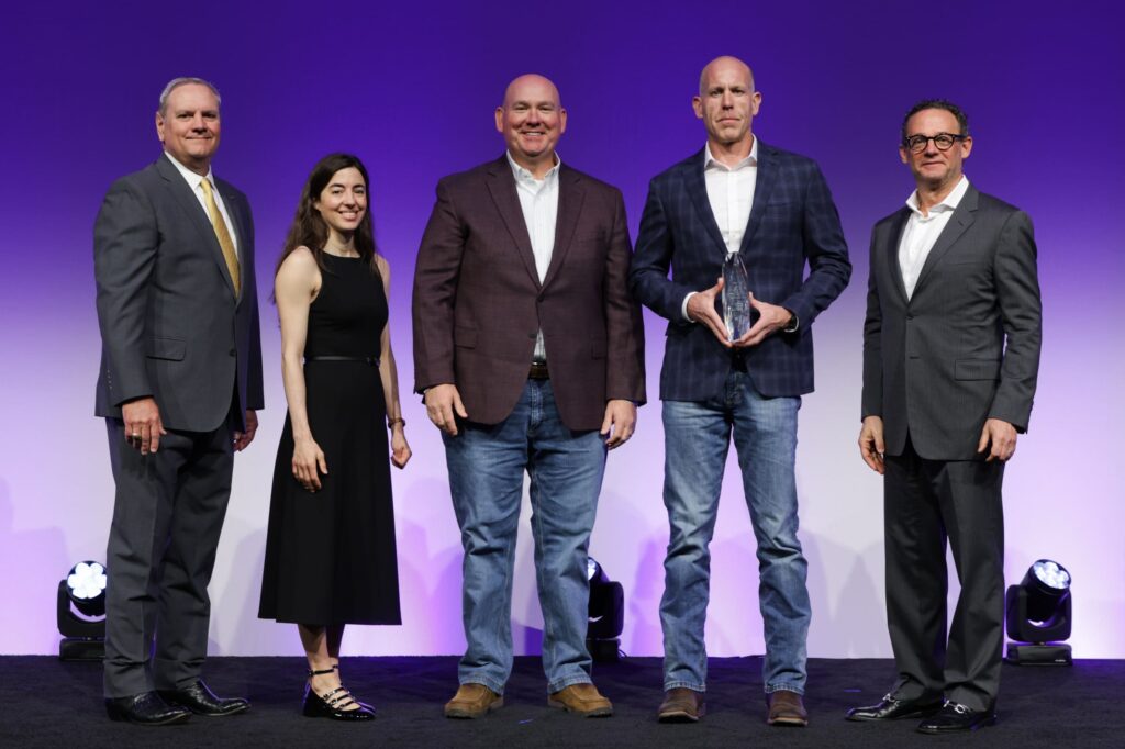 CSEA-76_HOLDER CONSTRUCTION